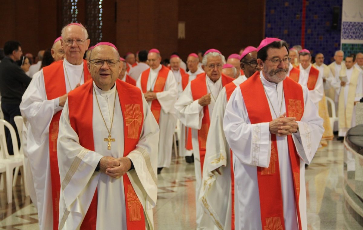 Brasil tem 171 bispos eméritos. Na CNBB, há comissão voltada para acompanhamento destes membros do episcopado