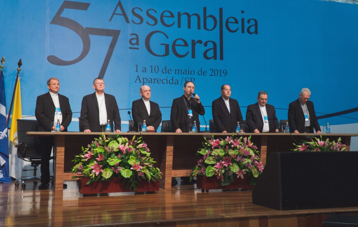 Nova presidência da CNBB toma posse em Cerimônia de Encerramento da 57ª Assembleia Geral