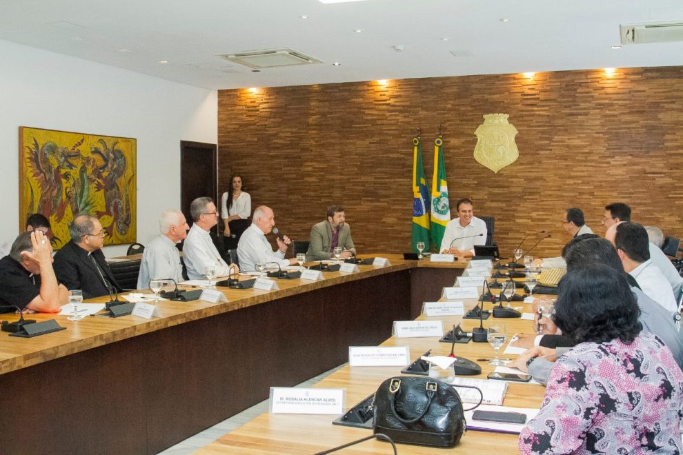 Bispos do Ceará se reúnem com o governador do Estado