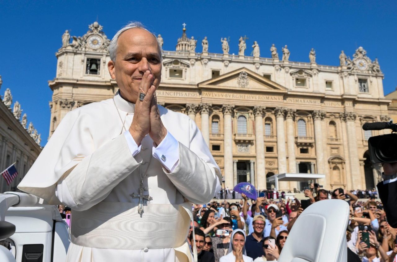 Papa: “A Eucaristia celebra-se não só no altar, mas também na vida quotidiana